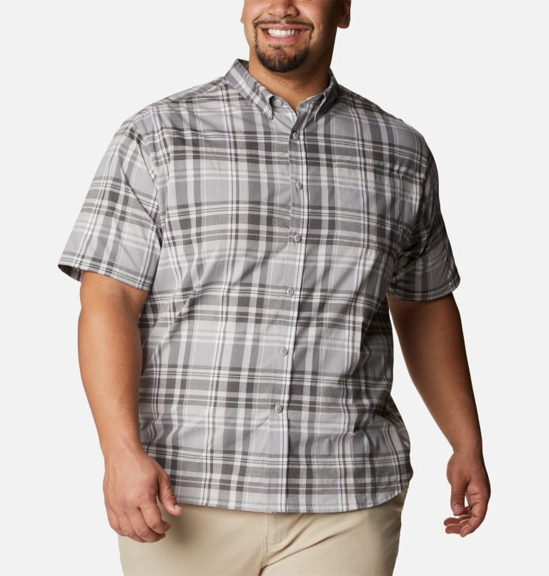 Men's Columbia Rapid Rivers II Short Sleeve Shirts Grey | Plus Size CA-A6481